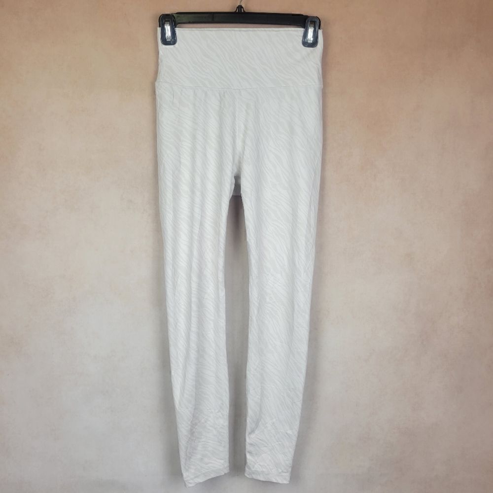 Anthropologie All Fenix White Zebra Print Leggings Size Medium